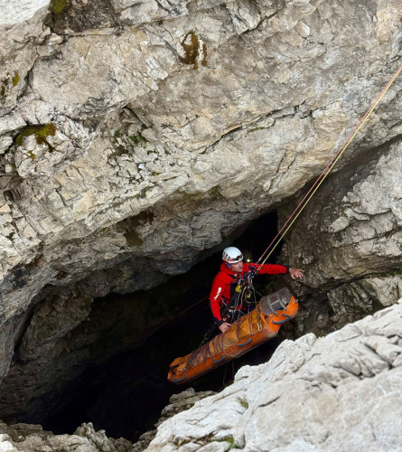 Bergung aus der Höhle